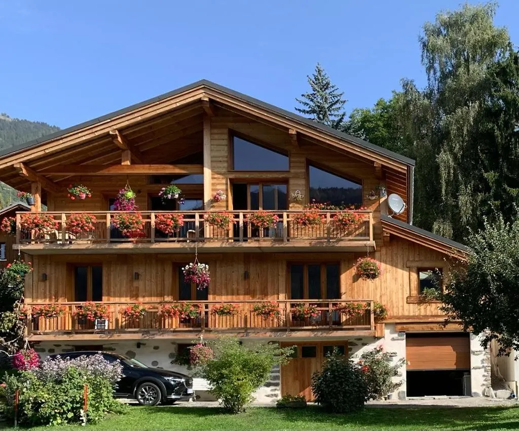 Chalet Angelina Villa Seez